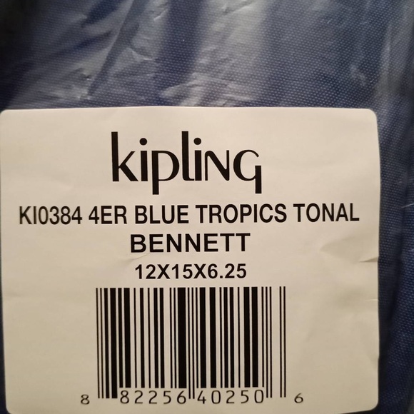 Kipling bag pack like new!! main image 6